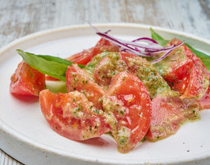 panzanella tomato salad with crumbles