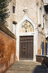Fototapeta na wymiar Venice windows and doors