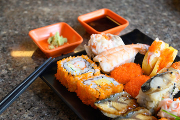 Closeup image of Zushi placed on a tray For lunch