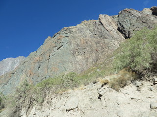 アンデスの岩山