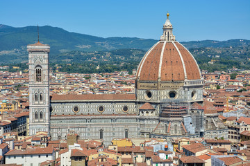 Fototapeta na wymiar The cathedral Santa Maria del Fiore in Florence