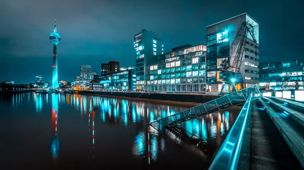 Medienhafen Düsseldorf bei Nacht © festfotodesign