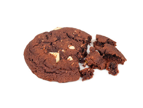 Broken chocolate cookies