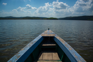 Bote en la Laguna de Yaxhá, Petén