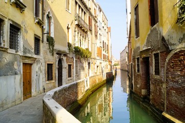 Obraz na płótnie Canvas Venedig - zwischen Wasser und Kultur