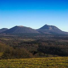 Fototapeta premium Puy-de-Dome, Auvergne volcano, chain of Domes