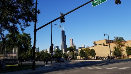 Fototapeta na wymiar Chicago landscape cityscape skyline Halsted & Roosevelt