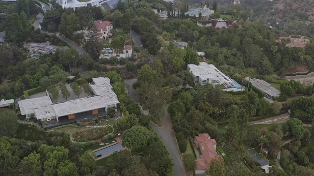 Los Angeles Aerial v270 Close up panning view of hillside mansions along Stradella road - October 2019