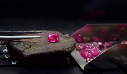  Red gem Selected, beautiful and expensive