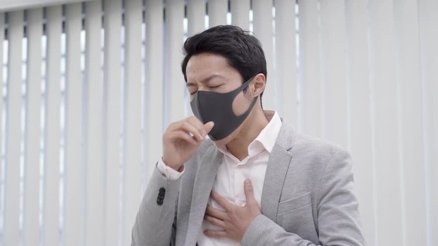 男性　咳