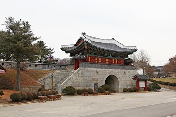 Fototapeta premium 광성보랑초지진입니다