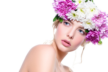 Naklejka premium female portrait with flowers
