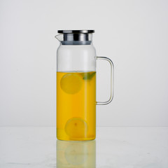 Glass kettle and water cup