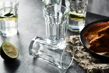 Glass kettle and water cup