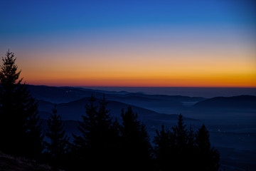 Fototapeta na wymiar sunrise from a mountain
