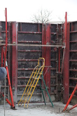 Fototapeta na wymiar Wall concrete formwork fondations preparation 
