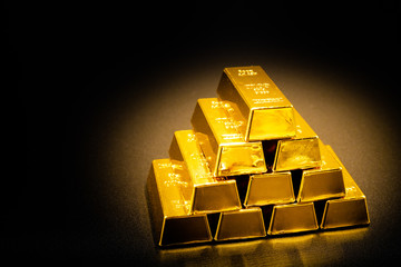 宝箱と宝石 黒背景 Wall Mural Wallpaper Murals Hanasaki