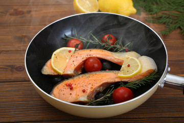 サーモンステーキ