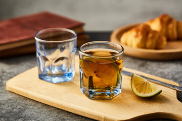 Glass kettle and water cup
