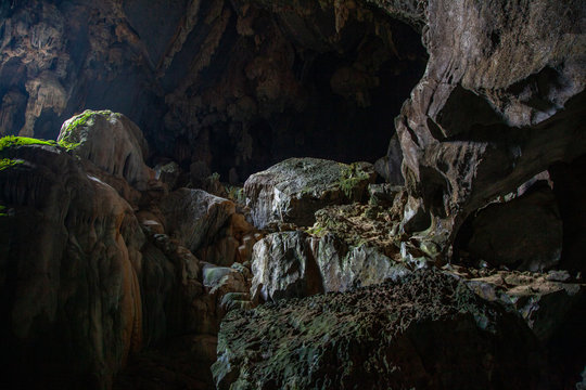 Phu Kham Cave, Vang Vieng, Laos