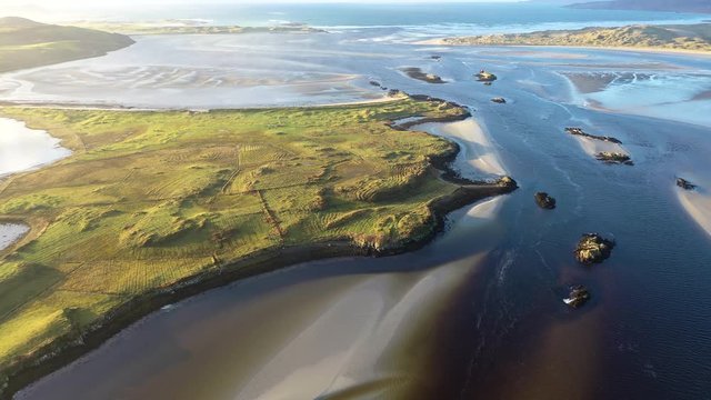 The paradisiac coast between Lettermacaward and Portnoo in County Donegal - Ireland.