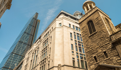 Fototapeta na wymiar London skylibe. City buildings on a beautiful day