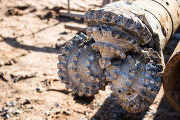 Drilling rig. Drilling deep wells. Drilling equipment and tools. Mineral exploration. The device of...