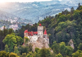 Fototapeta na wymiar Landscape with medieval Bran castle known for the myth of Dracula