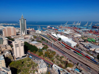 Fototapeta na wymiar Areal photo of downtown Haifa and the port 