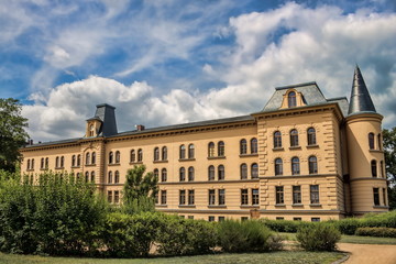 annaburg, deutschland - historische unteroffiziersvorschule