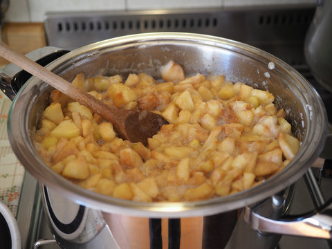 Apple Jam Cooking