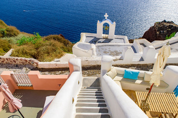 Naklejka premium Stairs along the hills in Oia, Santorini, Greece
