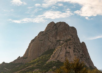 Peña de Bernal, monolito natural en Queretaro México