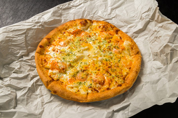 ピッツア　Italian home-made pizza