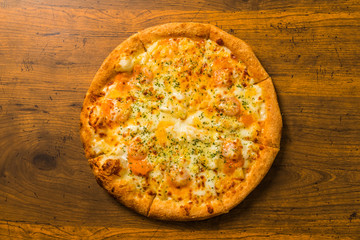 ピッツア　Italian home-made pizza