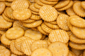The background of the many round crackers
