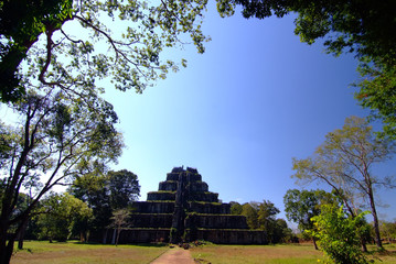 Obraz premium View of the seven tiered pyramid at Koh Ker