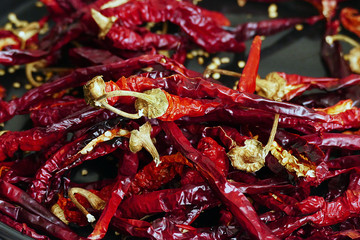 sun dried red chili peppers, dried chili coarse,