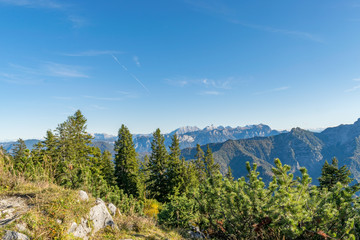 Der Rauschberg in den Chiemgauer Alpen in Bayern bietet viele Möglichkeiten für ausgiebige Wanderungen und Bergtouren.