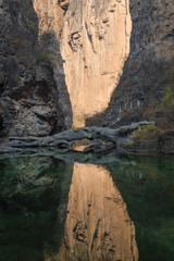 Autumn scenery of tongtian gorge