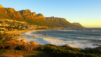 Fototapeta premium The Twelve Apostle mountains and shoreline.. — in Cape Town, Western Cape.
