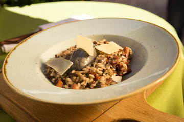 Squid risotto with ice cream from the squid