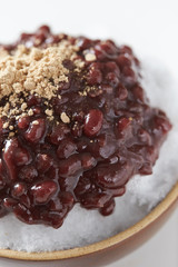 Sweet red beans shaved ice with kinako powder 