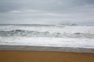 Fototapeta na wymiar Waves, Nazarè, Portugal
