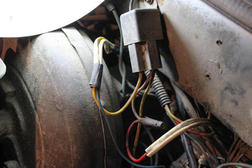 Relay with wires in the car. Repair process