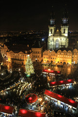 Fototapeta na wymiar Prag Altstadt und Sehenswürdigkeiten