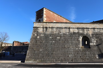 La citadelle de Beasançon vue de l'extérieur - Ville de Besançon - département du Doubs -...