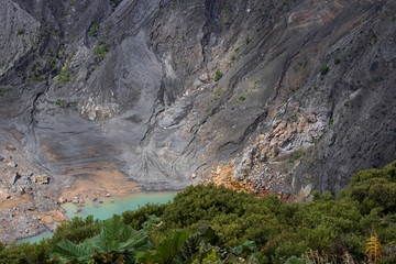 The Irazú volcano is an active shield volcano located in Costa Rica, in the Central Volcanic Mountain Range, inside the national park that bears his name, about 32 km north of the city of Cartago.