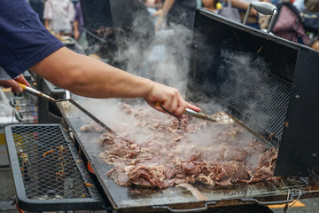 縁日の焼肉店のイメージ
