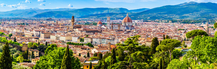 Fototapeta na wymiar Panorama of the old town, Cathedral of Santa Maria del Fiore, Brunelleschi's Dome, Giotto's bell tower, a UNESCO World Heritage Site in Florence, Tuscany, Italy